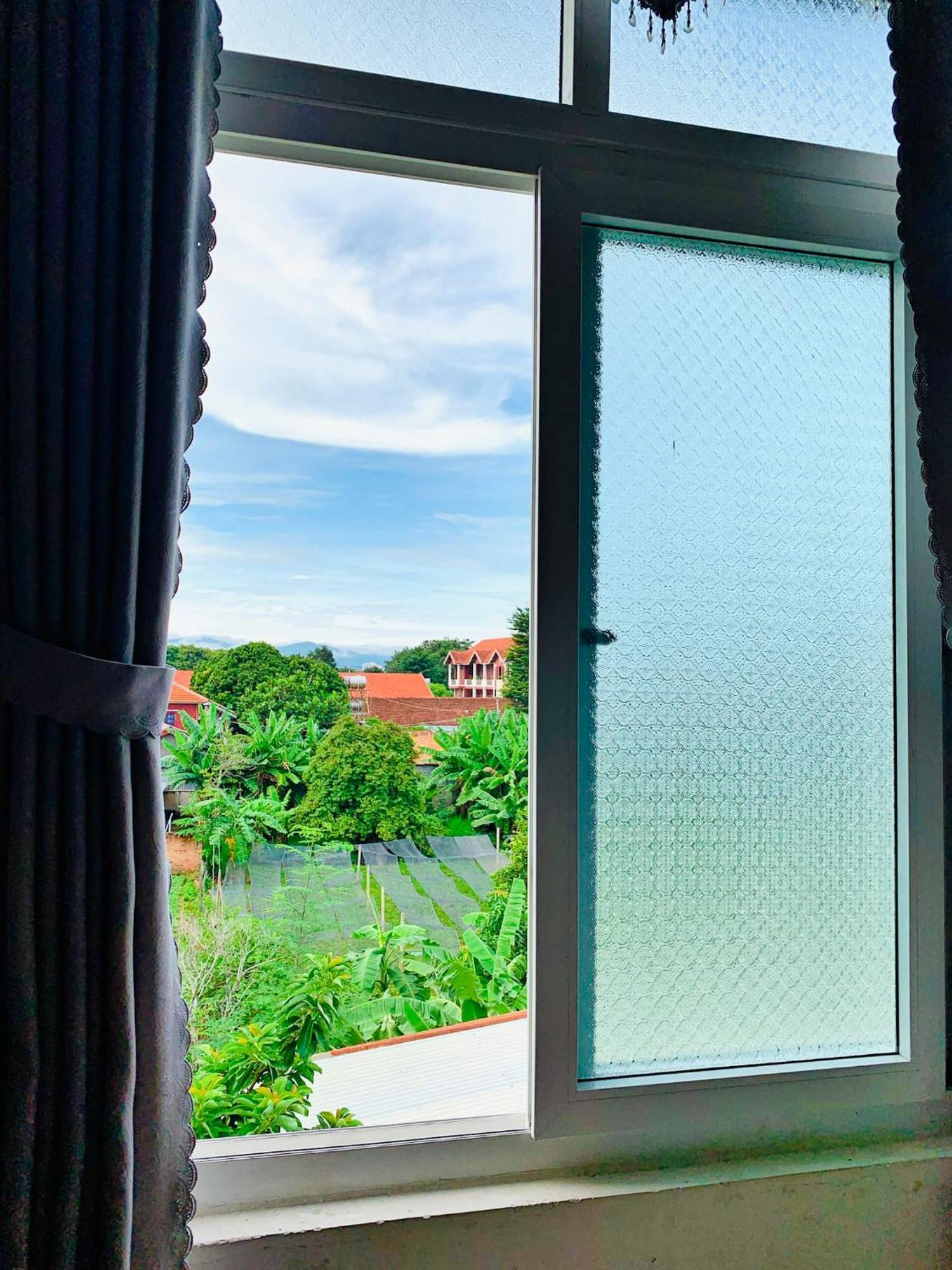 Hong My Hotel Tỉnh Kontum Екстериор снимка