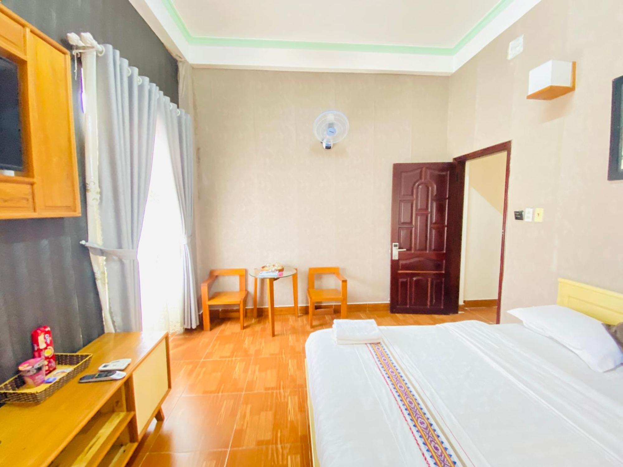 Hong My Hotel Tỉnh Kontum Екстериор снимка