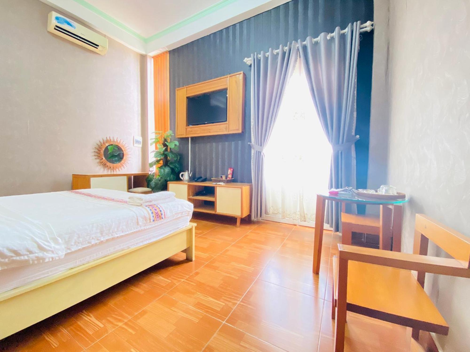 Hong My Hotel Tỉnh Kontum Екстериор снимка